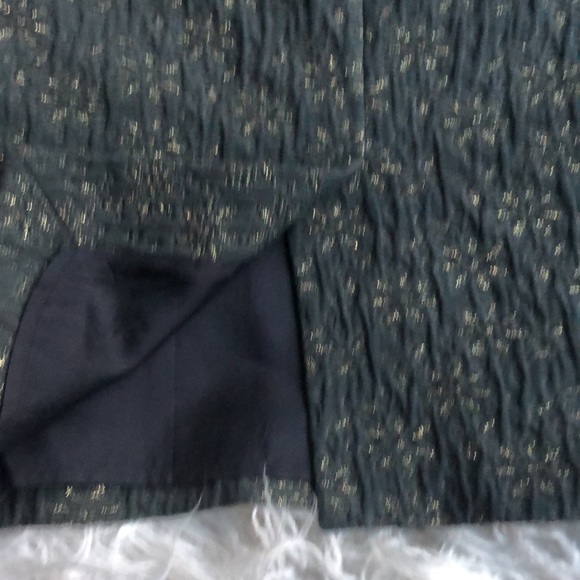 🇺🇸 Moschino Medium Stunning color and fit - Picture 12 of 16